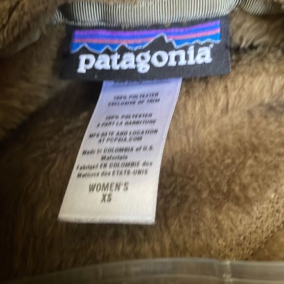 Patagonia Re-Tool Snap-T Fleece Pullover in Kastanos  - Biscuit Size XS - Picture 5 of 5